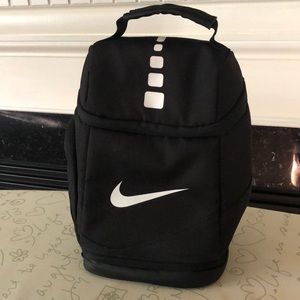 Nike elite lunchbox